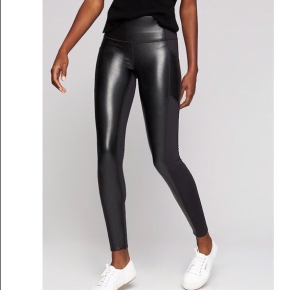 Athleta Gleam Black Faux Leather Leggings Tights Chanturanga *330